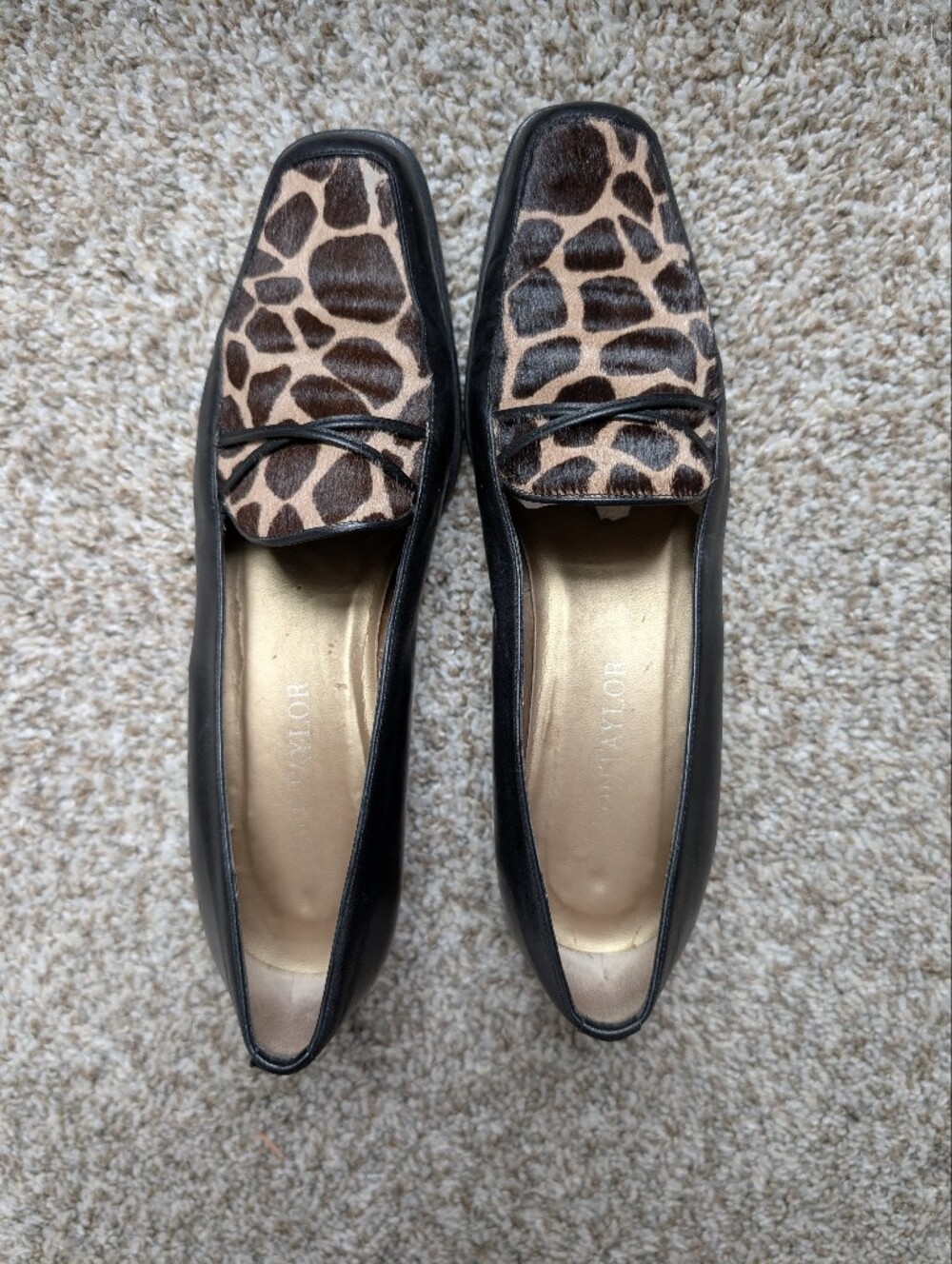 Ann Taylor Black Leather Loafers‎ with Giraffe Print Accent Square Toe Sz 6.5